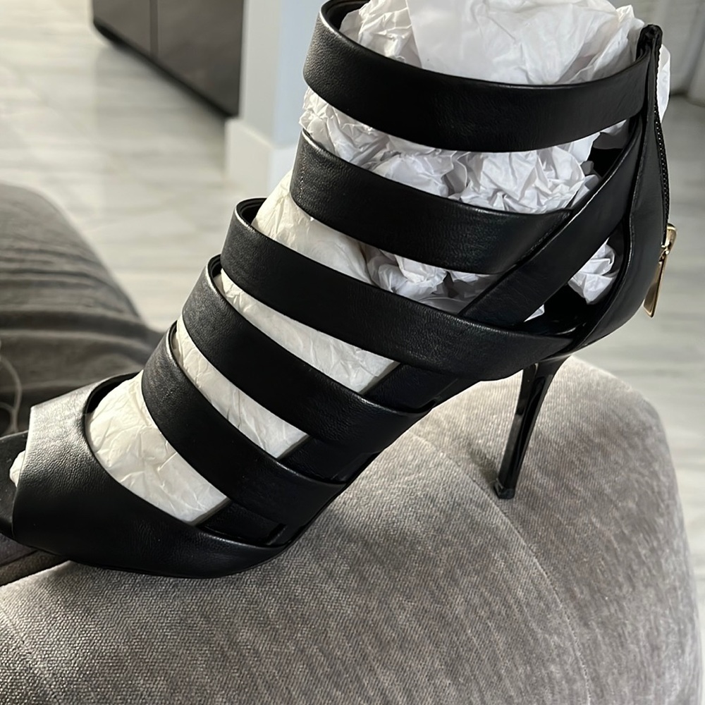 Jimmy choo